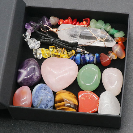 8pcs Chakra n Pink Heart Shaped Crystal Healing Stone + Mixed Crystal Bracelet + Crystal Pendant Necklace Boxed Gift Set